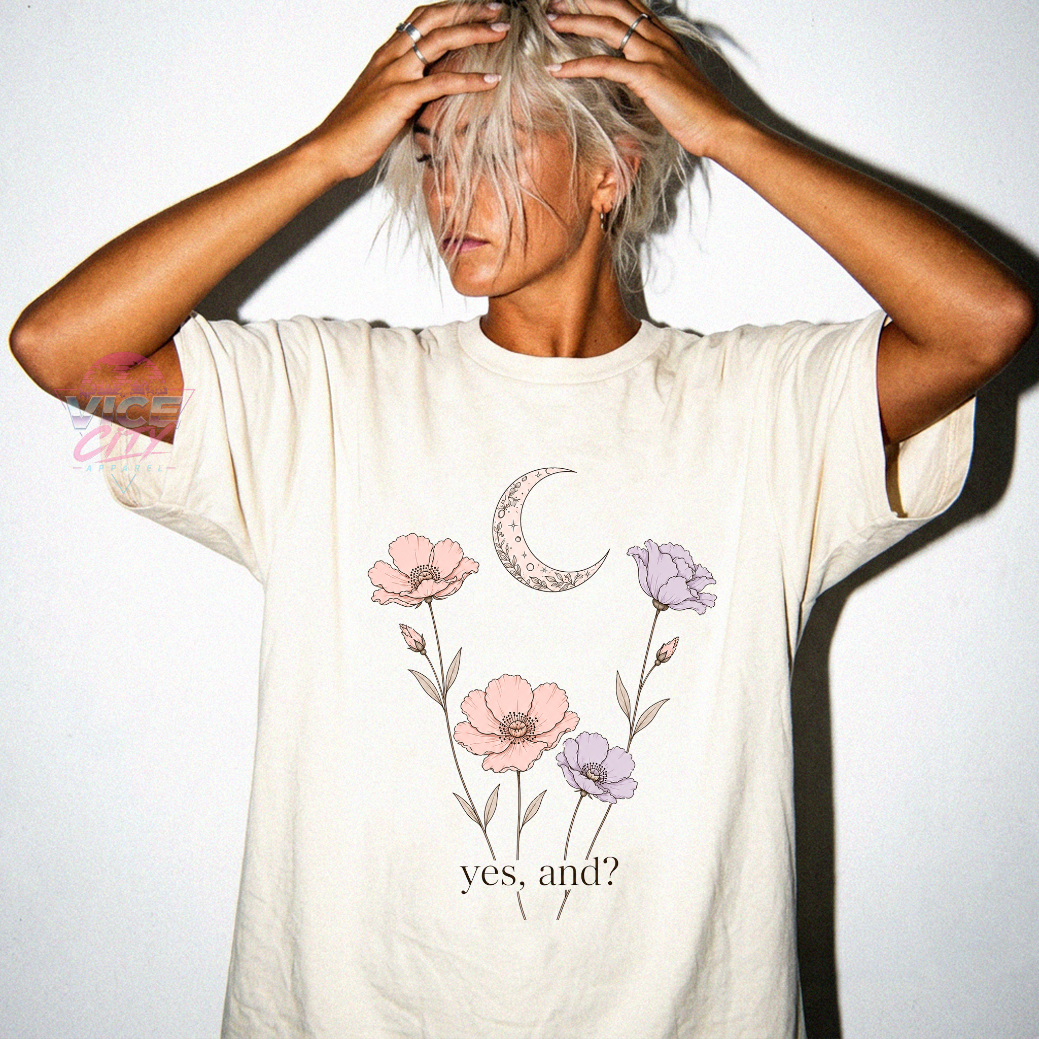 Unisex T-shirt with retro Ariana